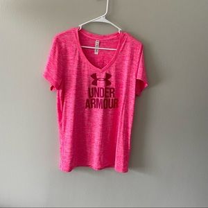 MOVING SALE!!! OBO!! Under Armor work out tee!